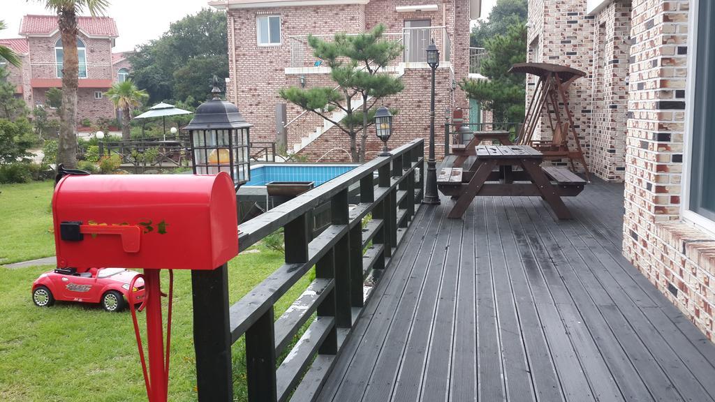 Jeju Olleh House Villa Exterior photo