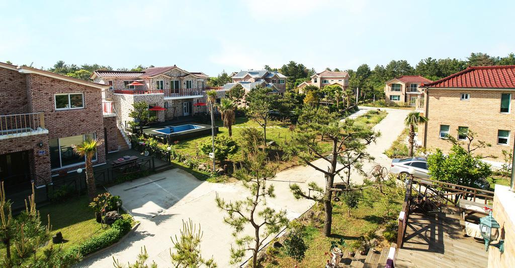 Jeju Olleh House Villa Exterior photo