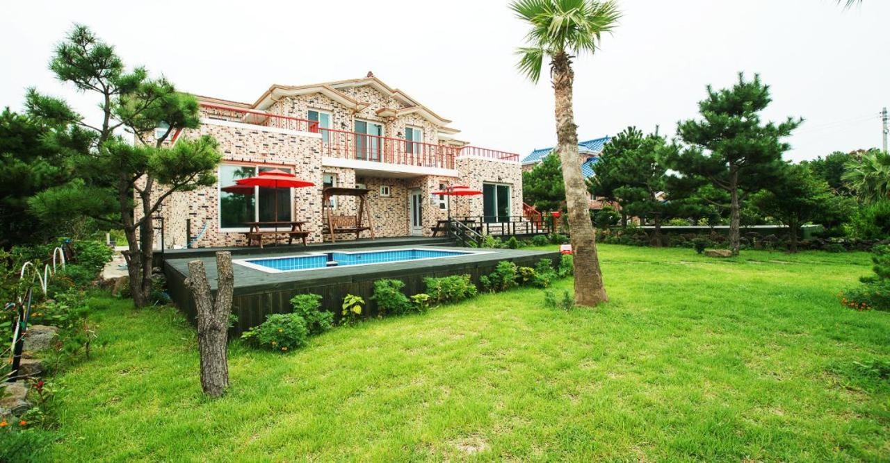 Jeju Olleh House Villa Exterior photo